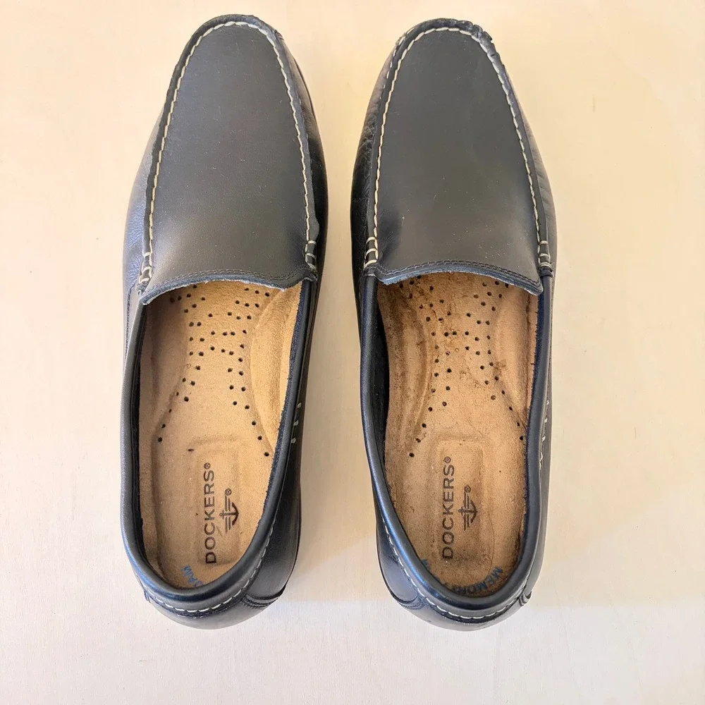 Dockers Montclair Loafers Mens 9.5 Black Full Grain Leather Memory Foam Preppy